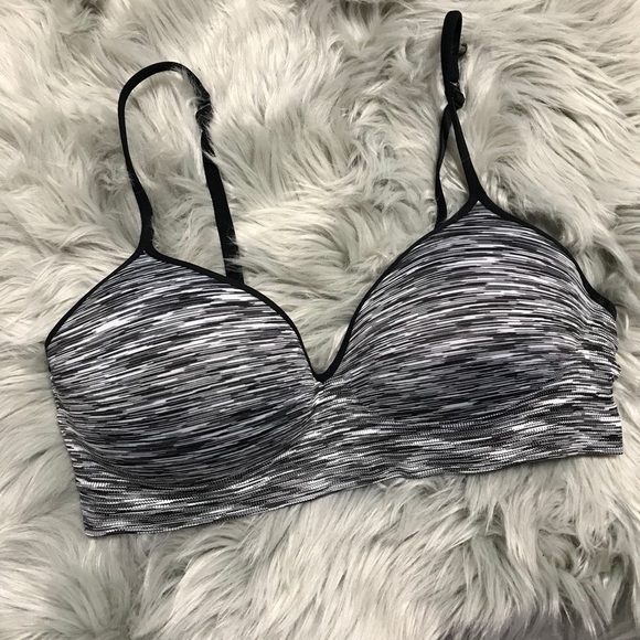 Black and Gray Push-Up Sports Bra - Picture 2 of 4